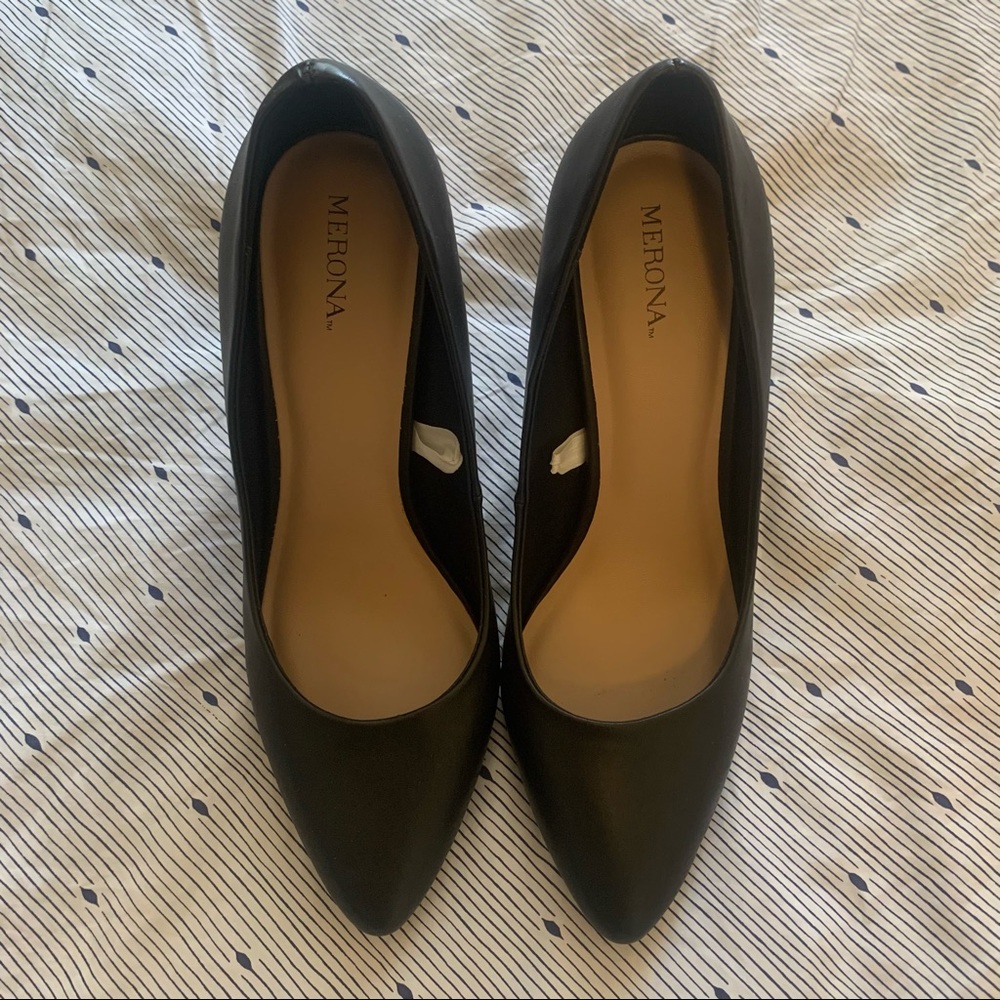 3.5” Pointed Toe Heel in Black (or Nude)